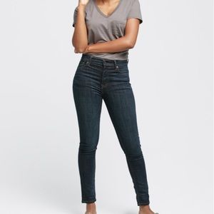 *sold* NWT Live FashionABLE Carla High Rise Jeans